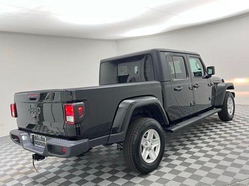 2023 Jeep Gladiator Sport S