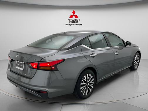 Gun Metallic 2024 Nissan Altima 2.5 SV