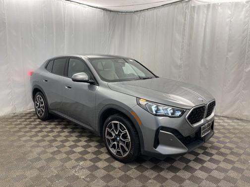 2025 BMW X2 xDrive28i