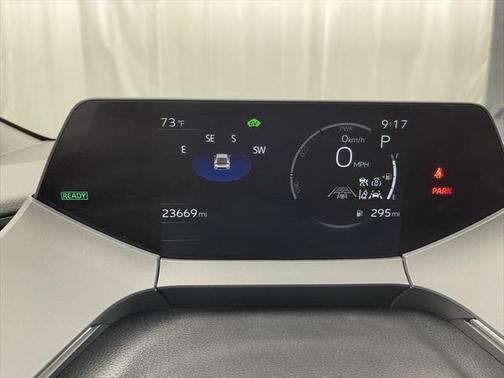 2024 Toyota Prius XLE