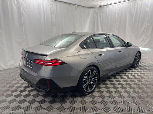 2024 BMW 530 i xDrive