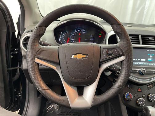 2017 Chevrolet Sonic LS