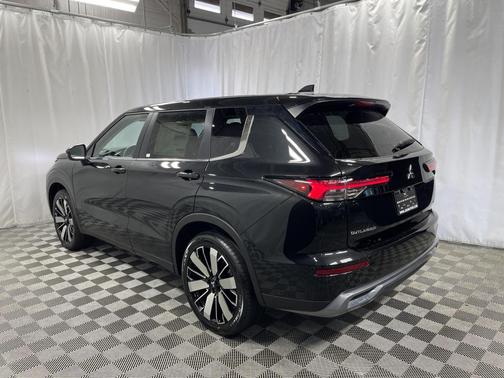 2025 Mitsubishi Outlander SE 2.5 S-AWC