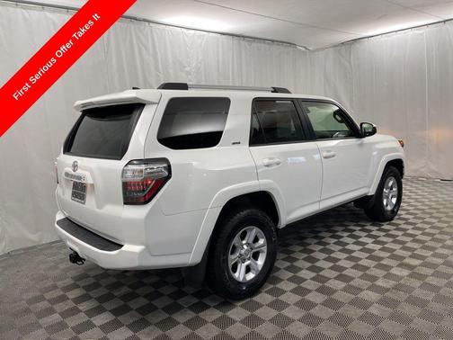 2024 Toyota 4Runner SR5