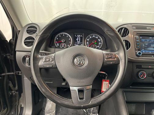 2014 Volkswagen Tiguan 4MOTION Auto S