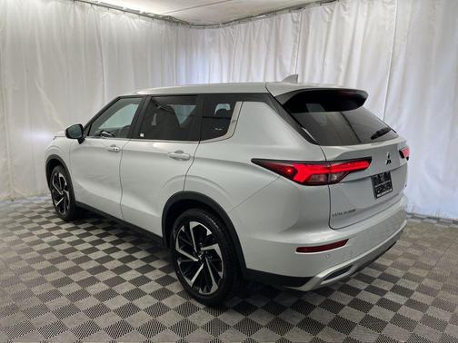 2024 Mitsubishi Outlander SE 2.5 S-AWC