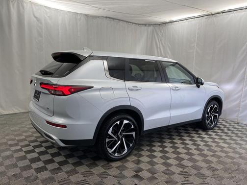2024 Mitsubishi Outlander SE 2.5 S-AWC