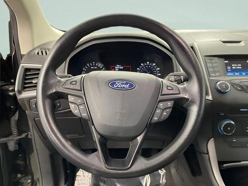 SHADOW BLACK 2018 Ford Edge SE