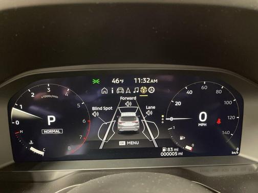 Labrador Black Pearl 2026 Mitsubishi Outlander SE 1.5T S-AWC