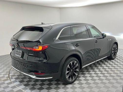 2024 Mazda CX-90 PHEV Premium