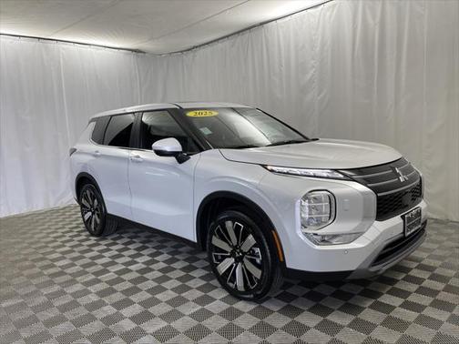 2025 Mitsubishi Outlander SE 2.5 S-AWC