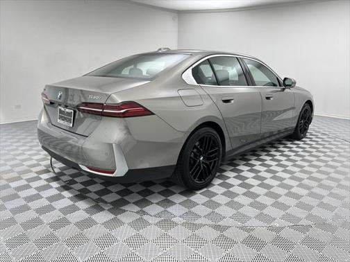 2024 BMW 530 i xDrive