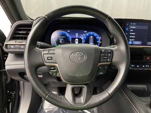 2023 Toyota Crown XLE