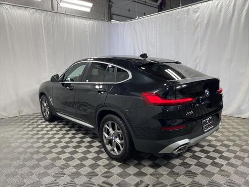 2024 BMW X4 xDrive30i