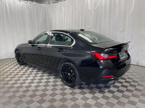 2024 BMW 330 i xDrive