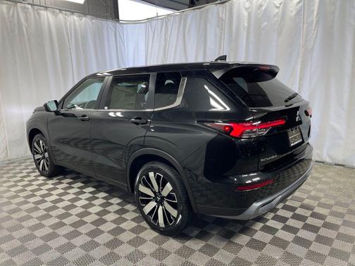 2025 Mitsubishi Outlander SE S-AWC