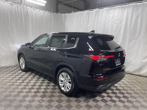 2026 Mitsubishi Outlander ES 1.5T S-AWC