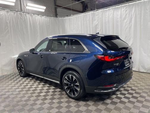 2024 Mazda CX-90 PHEV Premium