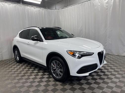 2022 Alfa Romeo Stelvio Sprint