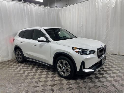 White 2025 BMW X1 xDrive28i