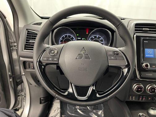 2025 Mitsubishi Outlander Sport 2.0 SE