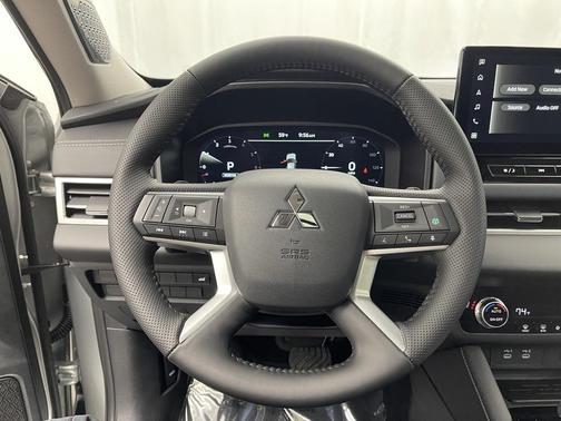 2025 Mitsubishi Outlander SE 2.5 S-AWC