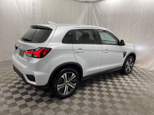 2025 Mitsubishi Outlander Sport 2.0 ES