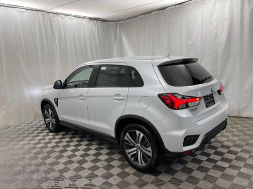 2025 Mitsubishi Outlander Sport 2.0 ES