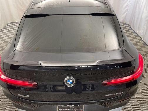 2024 BMW X4 xDrive30i