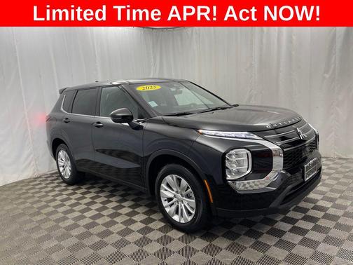 2025 Mitsubishi Outlander ES S-AWC