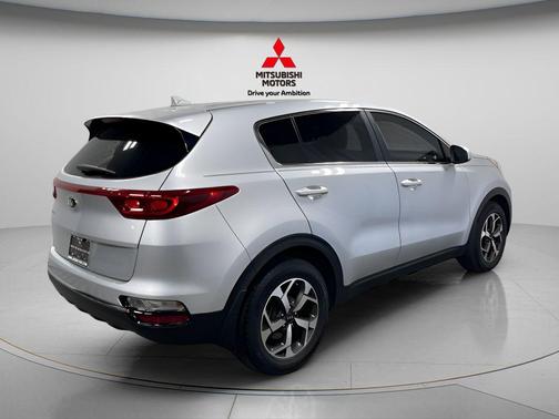 Sparkling Silver 2020 Kia Sportage LX