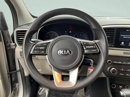 Sparkling Silver 2020 Kia Sportage LX