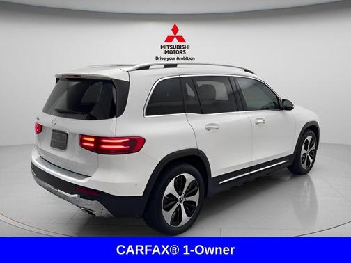 Polar White 2024 Mercedes-Benz GLB 250 Base