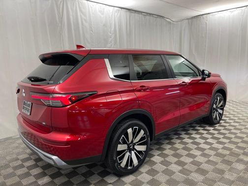2025 Mitsubishi Outlander SE S-AWC