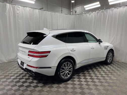 Uyuni White 2024 Genesis GV80 2.5T