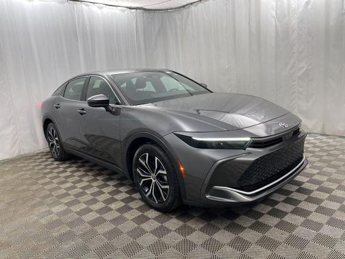 2024 Toyota Crown XLE