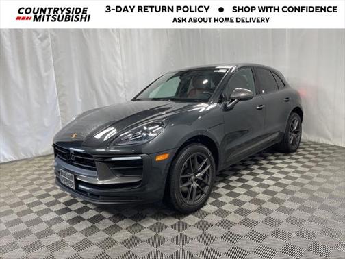 2023 Porsche Macan Base