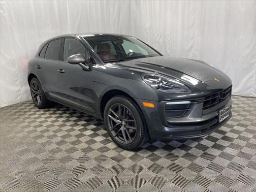 2023 Porsche Macan Base