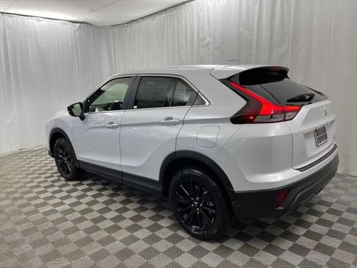 2025 Mitsubishi Eclipse Cross LE