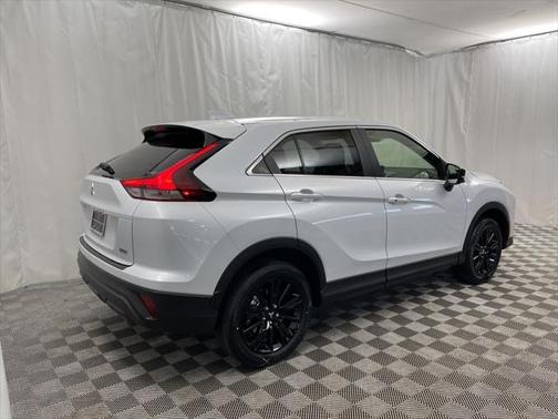 2025 Mitsubishi Eclipse Cross LE