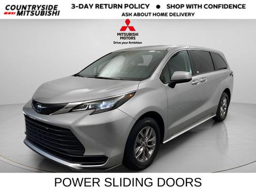 2024 Toyota Sienna LE