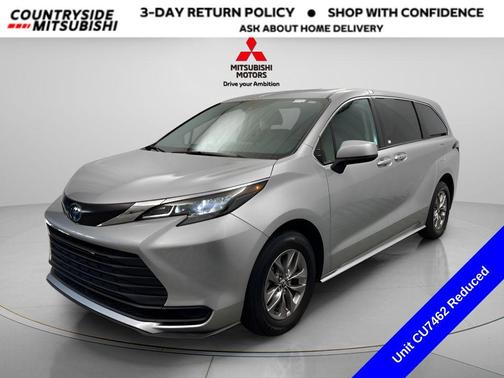 2024 Toyota Sienna LE