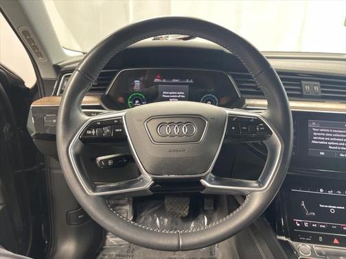 2020 Audi e-tron Sportback Premium Plus