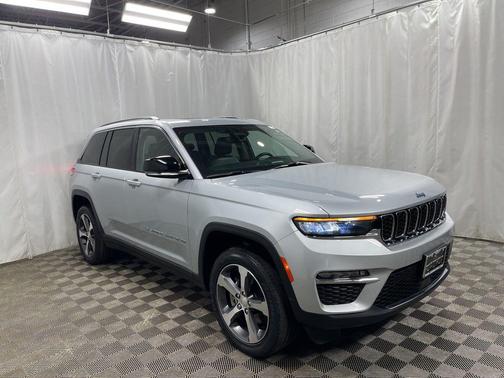 2023 Jeep Grand Cherokee 4xe Base