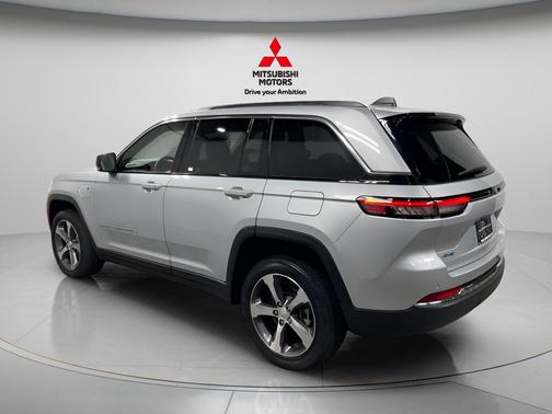 Silver Zynith 2023 Jeep Grand Cherokee 4xe Base