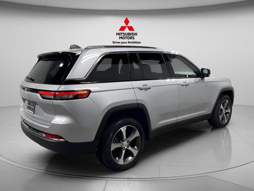 Silver Zynith 2023 Jeep Grand Cherokee 4xe Base