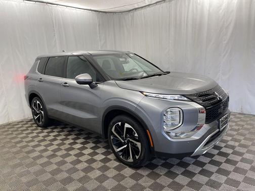 2024 Mitsubishi Outlander SE Black Edition S-AWC