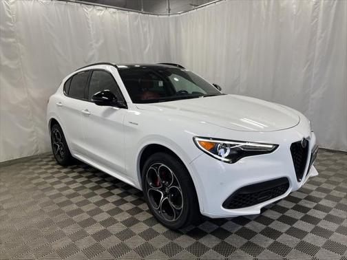 2022 Alfa Romeo Stelvio Ti