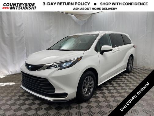 2024 Toyota Sienna LE