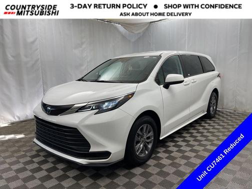 2024 Toyota Sienna LE